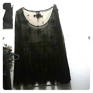 Plus size Black Lacey Top